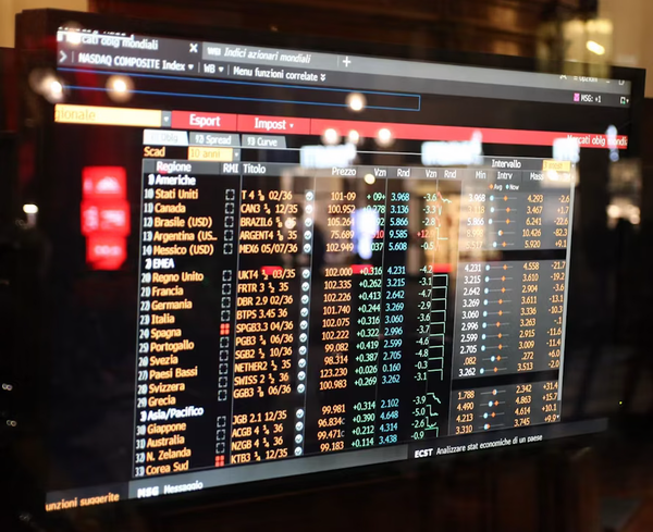 Données boursières sur un écran